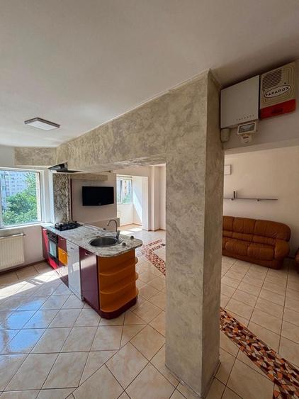 Apartament cu 3 camere în Iancului