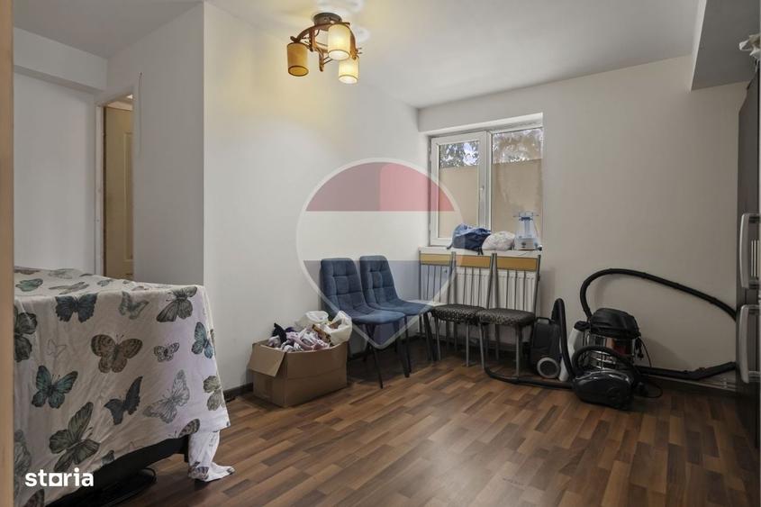 Casă cu 4 camere cu Teren 457 Mp în Rahova