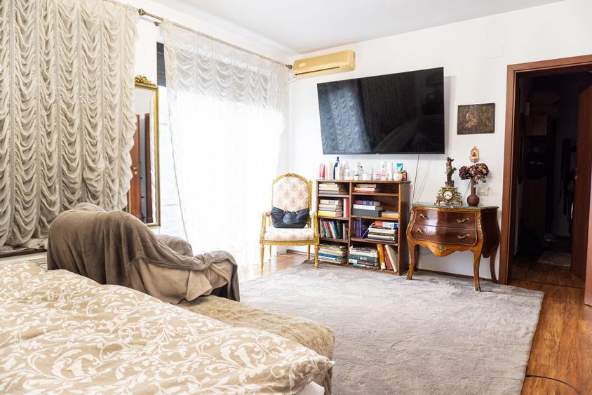 Casă cu 4 camere cu Garaj în Pipera