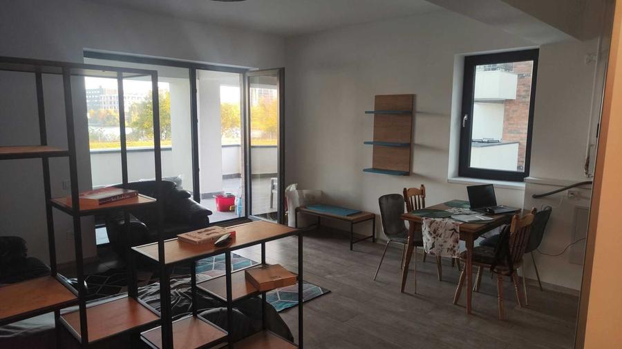 Apartament cu 2 camere semidecomandat în Central