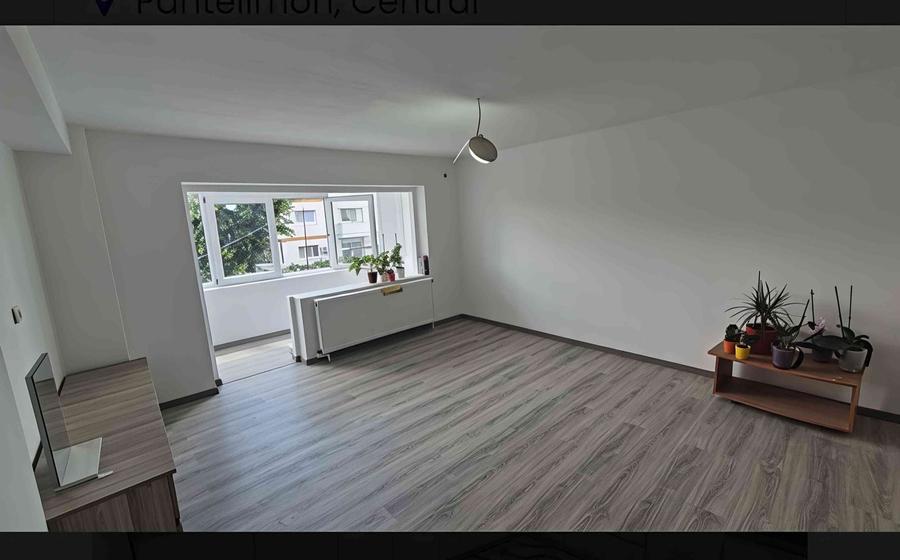 Apartament cu 4 camere decomandat, mobilat în Central