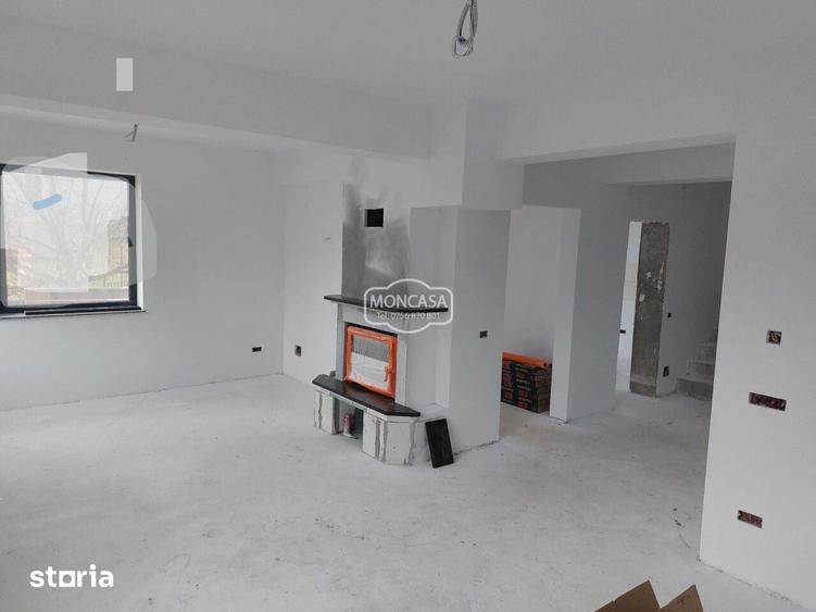 Casă cu 4 camere cu Teren 438 Mp în Central