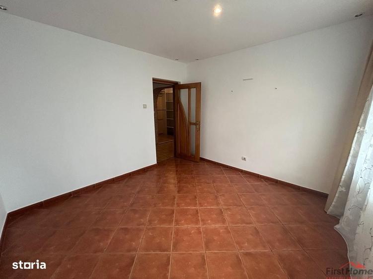 Apartament cu 2 camere de vanzare, zona centrala (Capela) - 4