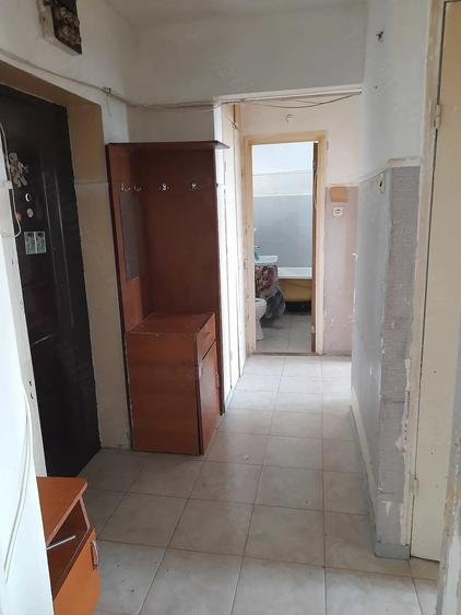 Apartament cu 2 camere decomandat în Mărășești