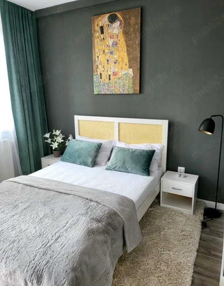 Apartament cu 3 camere semidecomandat în Florești