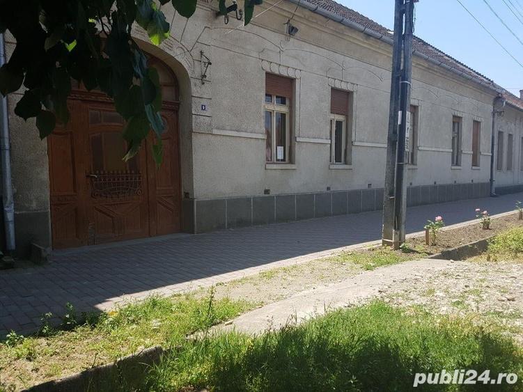 Casă cu 4 camere cu Teren 1217 Mp în Făget