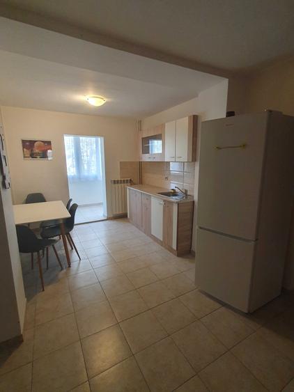 Apartament cu 2 camere decomandat în Decebal
