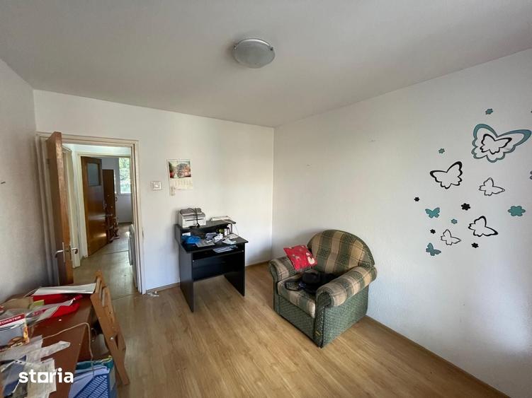 Apartament cu 3 camere în Drumul Taberei — fotografia 3