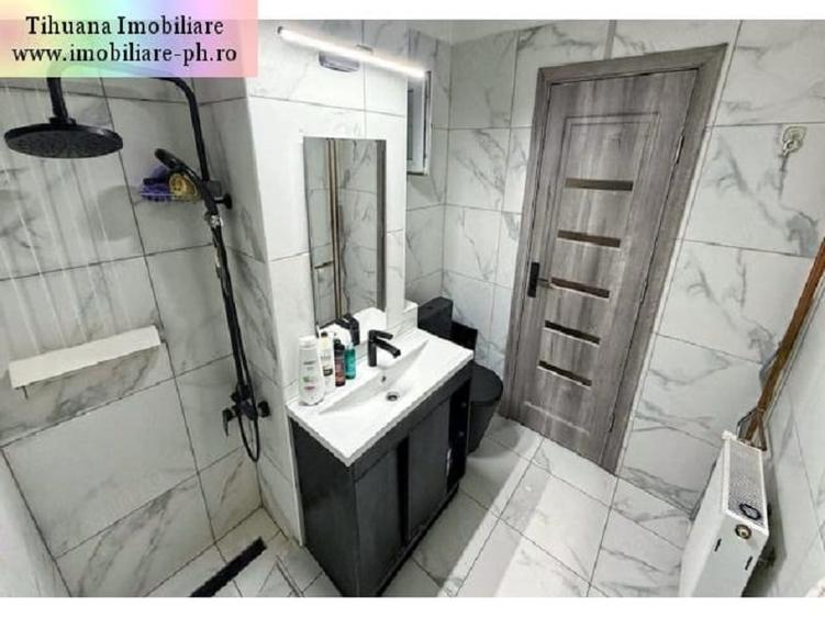 Apartament cu 3 camere decomandat în Republicii