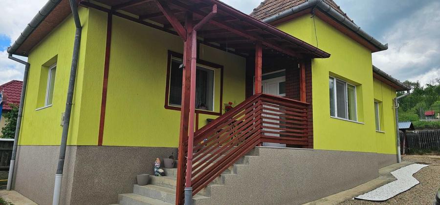 Casă cu 2 camere în Central