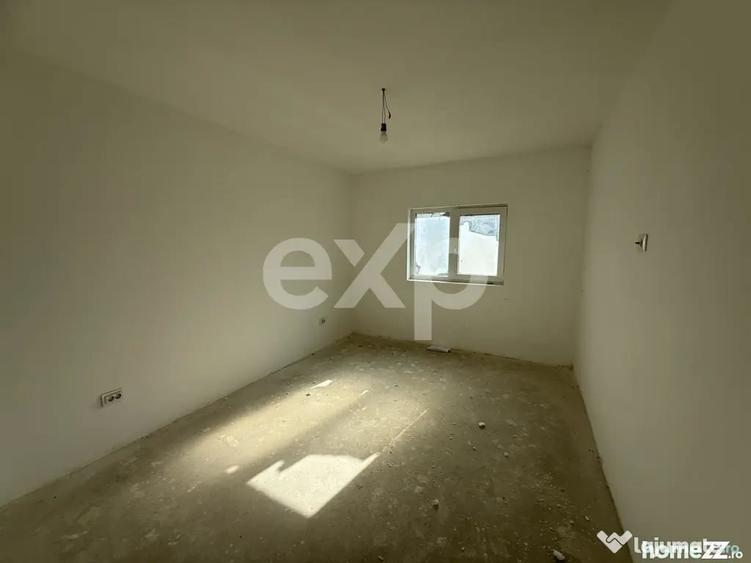 Casă cu 5 camere cu Teren 392 Mp în Miroslava