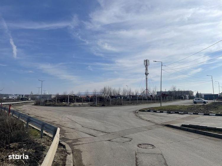 Teren de 3678 mp, în Central