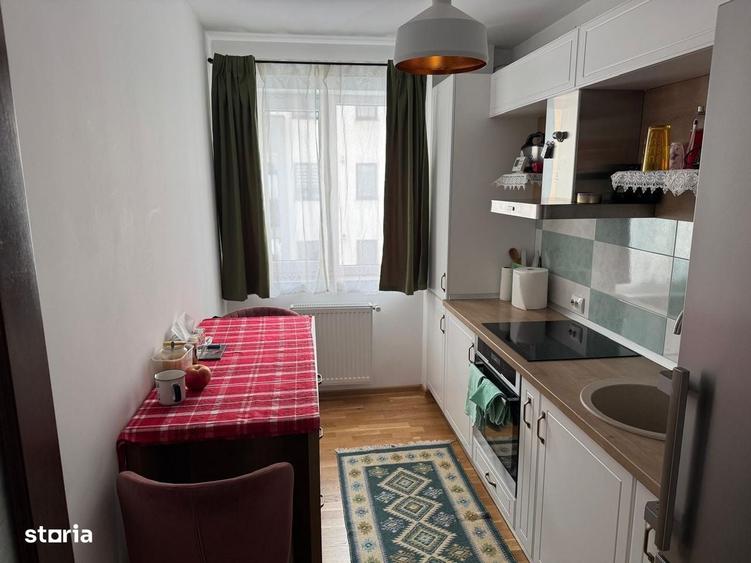 Apartament cu 2 camere decomandat în Gară