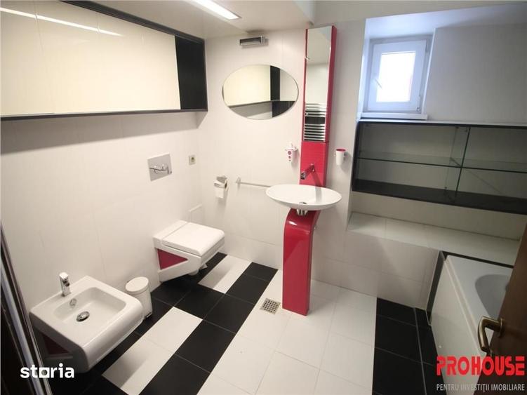 Apartament cu 2 camere decomandat în Ultracentral