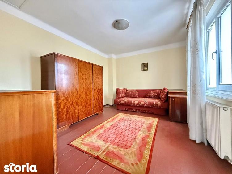 Casă cu 3 camere cu Teren 272 Mp în Poiana Țapului