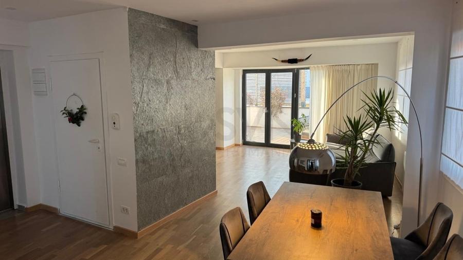 Apartament cu 3 camere decomandat, mobilat în Nord