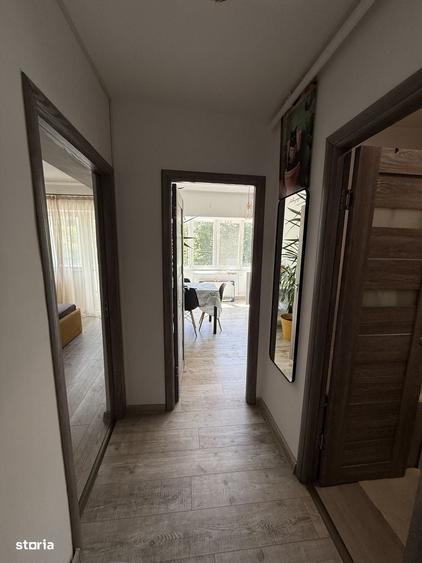 Garsonieră decomandată în Costin Georgian