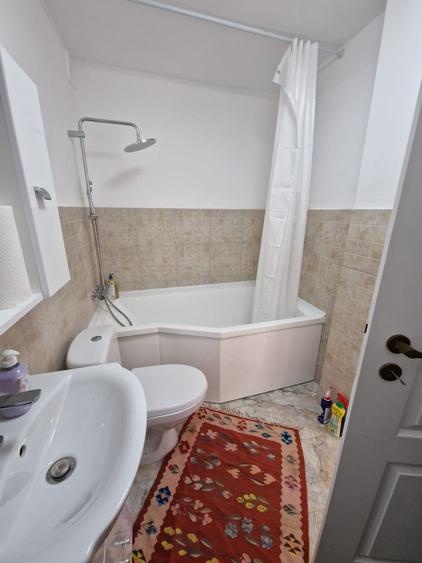 Casă cu 6 camere cu Canalizare în Breaza
