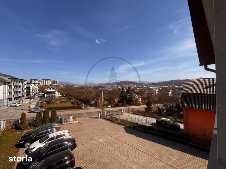 Apartament cu 3 camere, mobilat în Central