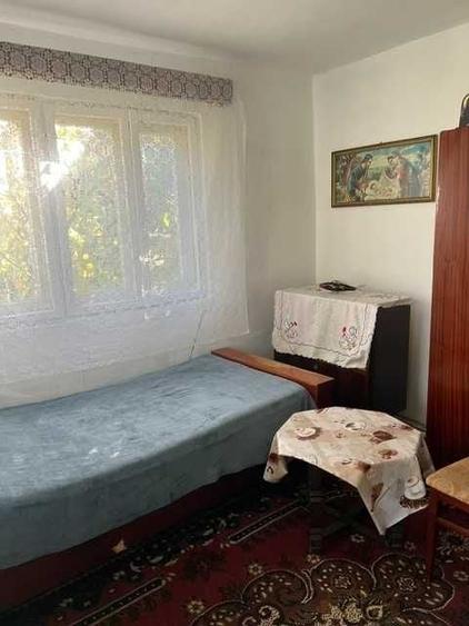 Casă cu 3 camere în Lucieni