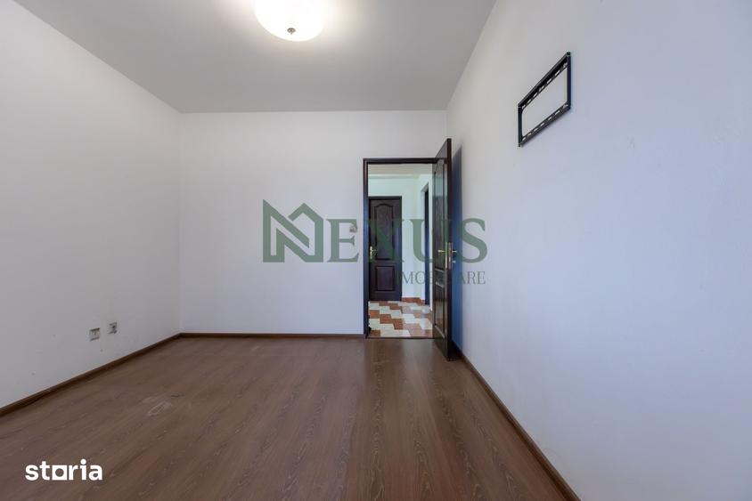 Apartament cu 3 camere în Cornișa
