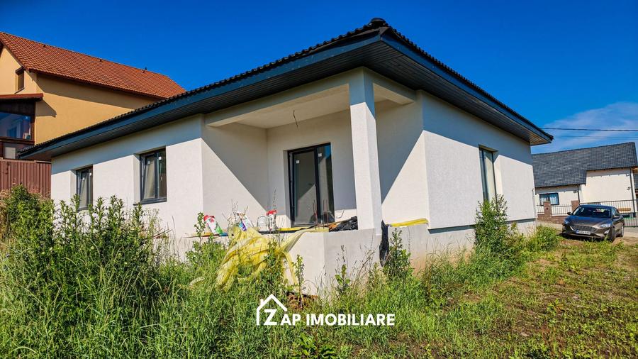 Casă individuală cu 4 camere cu Canalizare în Sâncraiu de Mureș
