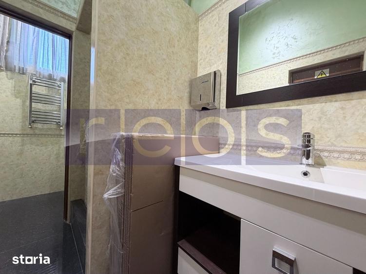 Spațiu comercial, de 212 mp, în Central