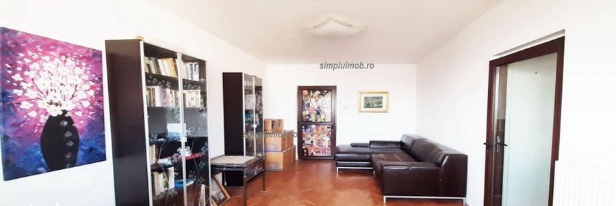 Apartament cu 3 camere decomandat, mobilat în Giurgiului