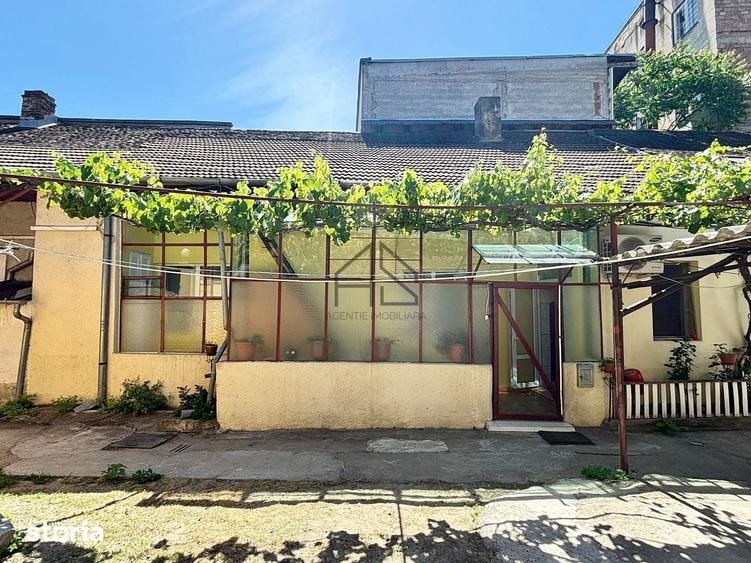 Apartament cu 2 camere în Orașul Nou