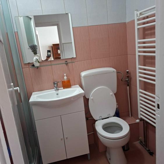 Garsonieră decomandată în Cedonia