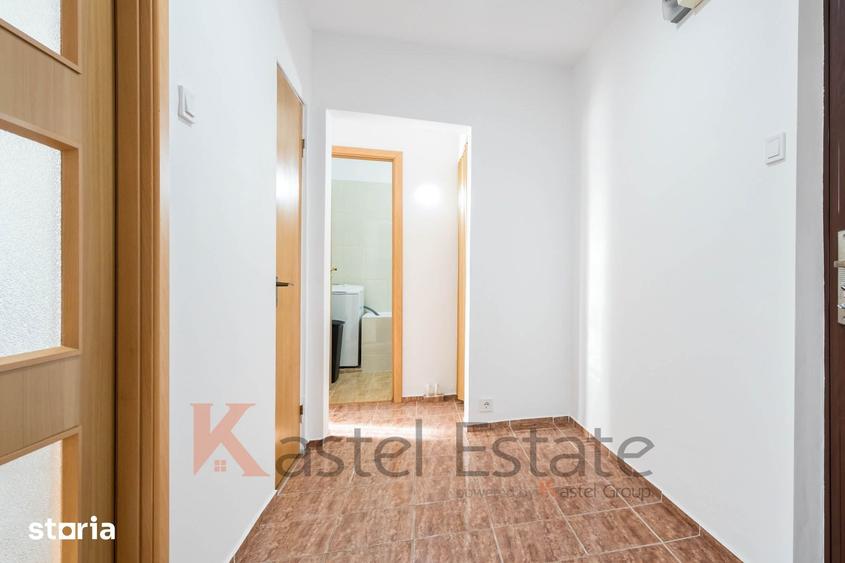 Apartament cu 2 camere decomandat în Tei