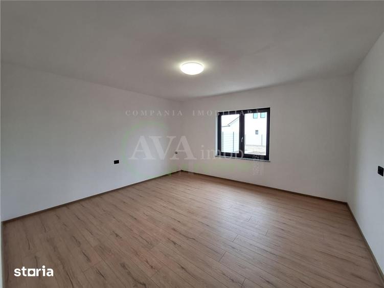 Casă cu 3 camere cu Teren 370 Mp în Letea Veche
