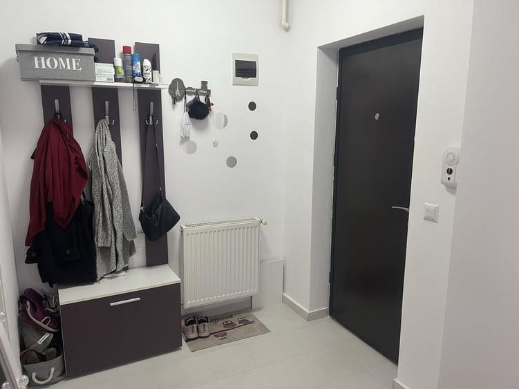 Apartament cu 2 camere semidecomandat în Zorilor
