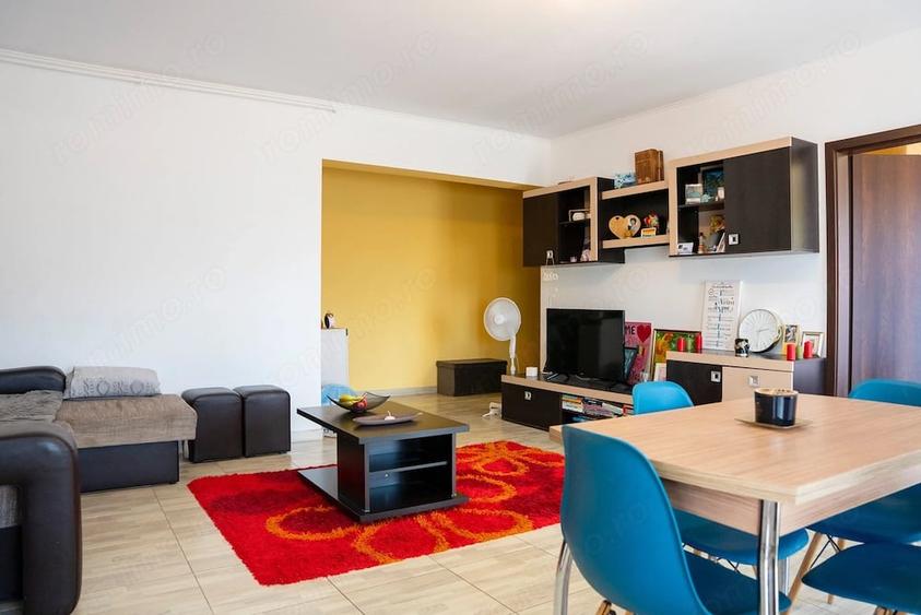 Apartament cu 3 camere decomandat în Central