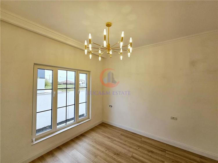 Duplex cu 4 camere cu Canalizare în Dumbrăvița