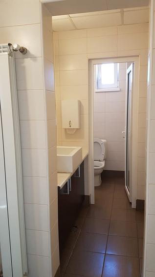 Spațiu comercial, de 241 mp, în Central