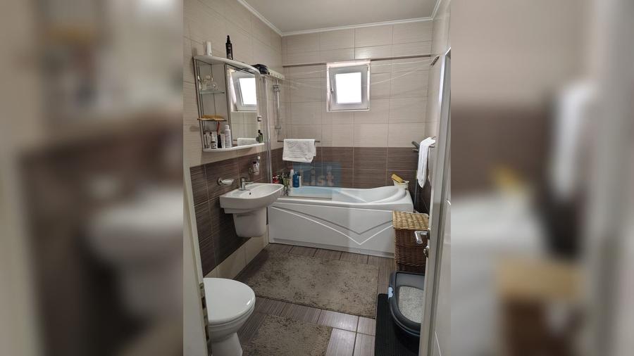Vânzare apartament 2 camere, spațios și bine compartimentat - 5