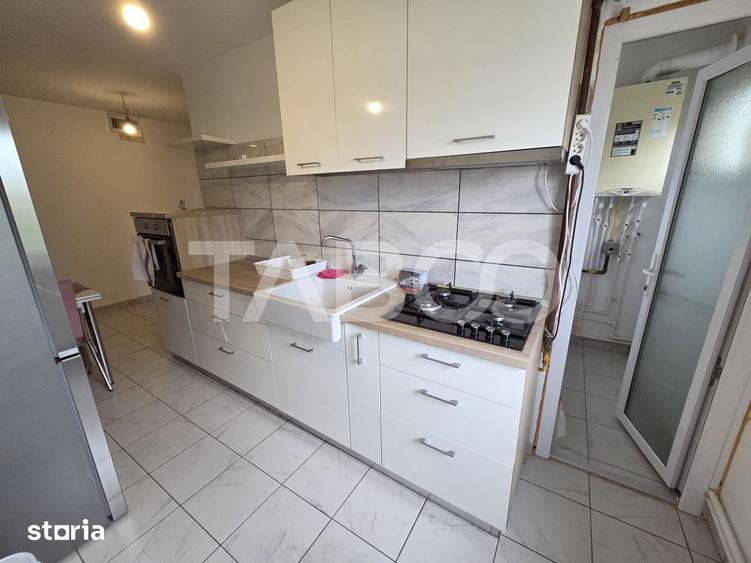 Apartament cu 2 camere decomandat, mobilat în Central