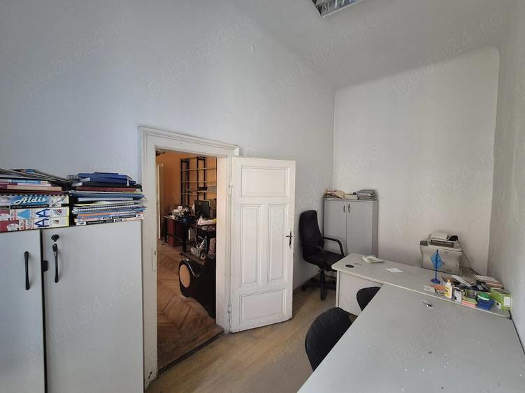 Apartament cu 2 camere semidecomandat în Ultracentral