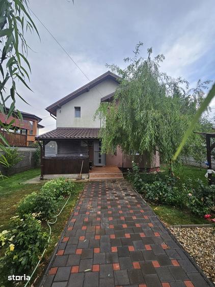 Casă cu 4 camere cu Teren 497 Mp în Berceni