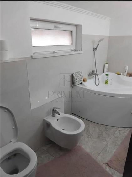 Casă individuală cu 4 camere cu Canalizare în Braytim