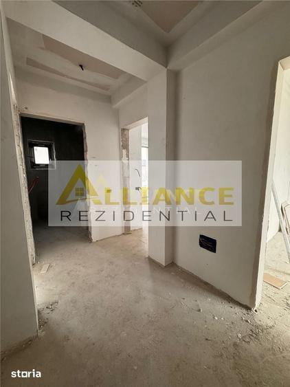 Casă cu 5 camere cu Teren 180 Mp în Central