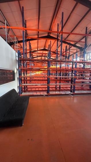 Spațiu industrial, de 598 mp, în Central