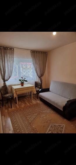 Apartament cu 2 camere semidecomandat în Nădrag