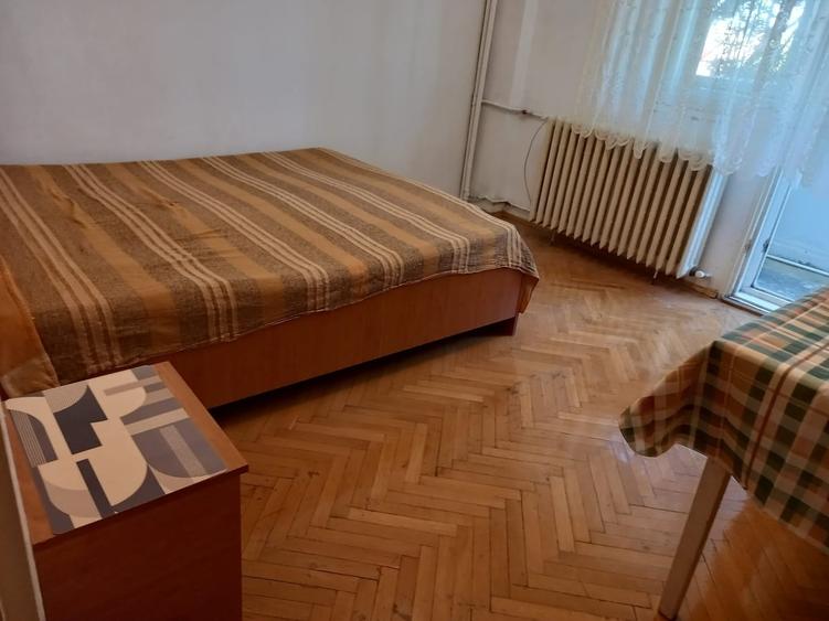 Apartament cu 2 camere decomandat în Turda