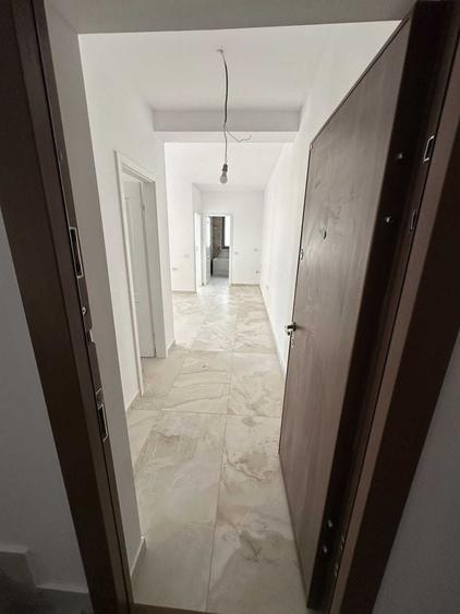 Apartament cu 2 camere semidecomandat în Giroc