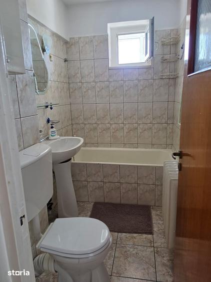 Apartament cu 2 camere semidecomandat în Drumul Taberei — fotografia 2