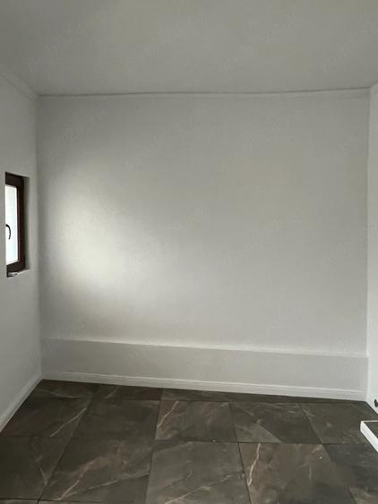 Spațiu comercial, de 20 mp, în Rovine