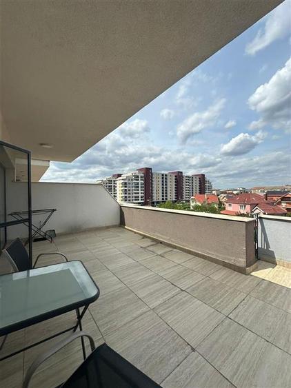 Apartament cu 2 camere decomandat în Nufărul