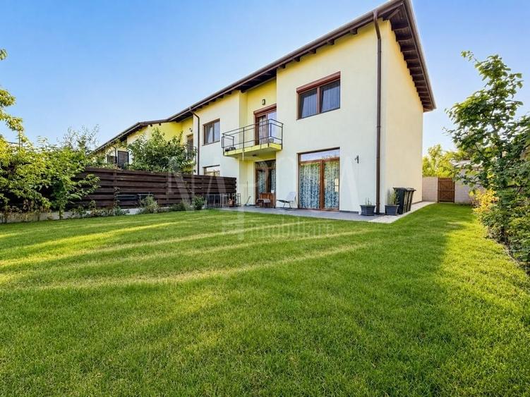 Casă individuală cu 4 camere cu Canalizare în Borhanci